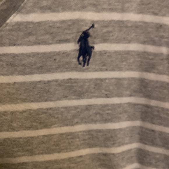 POLO RALPH LAUREN Ladies Gray White Striped Short Sleeve V-Neck Tee Small - Picture 5 of 6